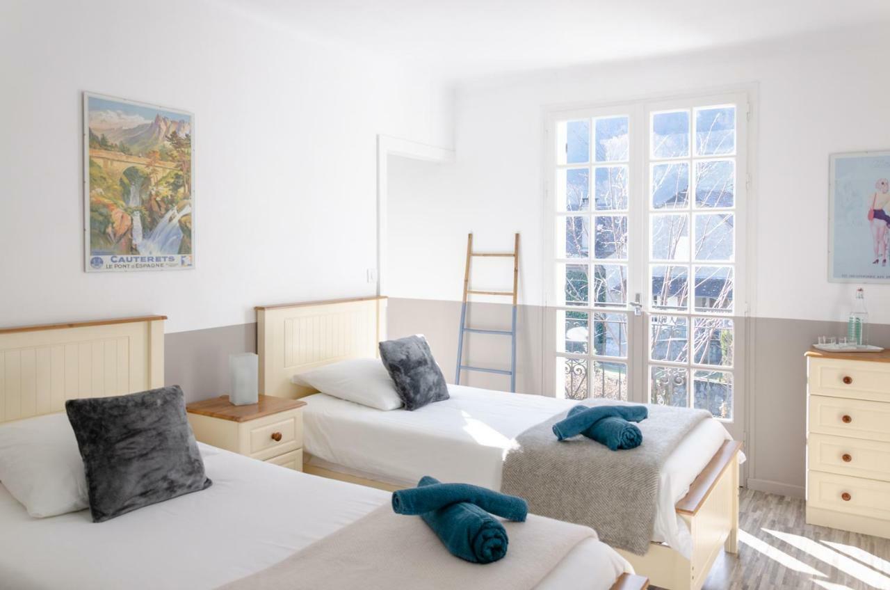 Pyrenees Cycling Lodge Saint-Savin  Dış mekan fotoğraf
