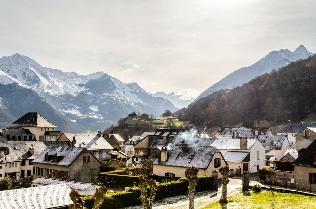 Pyrenees Cycling Lodge Saint-Savin  Dış mekan fotoğraf